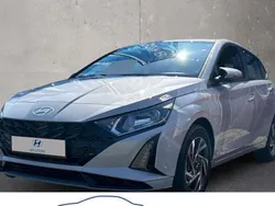 Grau Neu 2025 Hyundai i20 Trend Limousine | 21.990 € (Fairer Preis)