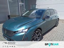 Grün metallic Neu 2025 Peugeot 308 SW Allure Kombi | 31.990 € (Guter Preis)