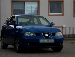 Blau Gebraucht 2006 Seat Ibiza Kleinwagen | 800 € (Guter Preis)