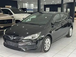 Schwarz Gebraucht 2019 Opel Astra Limousine | 11.490 € (Superpreis)