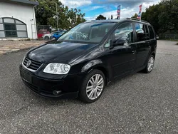 Schwarz Gebraucht 2005 VW Touran Highline Van / Kleinbus | 990 € (Superpreis)