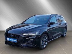 Schwarz Gebraucht 2024 Ford Focus ST-Line Limousine | 24.490 € (Fairer Preis)