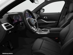 Weiß Gebraucht 2024 BMW 330e Comfort Edition Kombi | 51.194 €