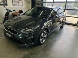 Grau Gebraucht 2019 Kia Ceed Platinum Edition Limousine | 12.500 € (Superpreis)