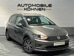 Grau Gebraucht 2016 VW Golf Sportsvan Allstar Van / Kleinbus | 12.490 € (Guter Preis)