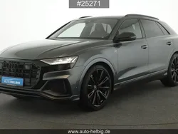 Daytonagrau perleffekt Gebraucht 2021 Audi Q8 S-Line SUV | 89.890 €