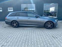 Grau Gebraucht 2019 Mercedes E220 AMG Limousine | 33.000 € (Fairer Preis)