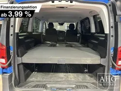 Blau Gebraucht 2018 Mercedes Vito Van / Kleinbus | 27.950 €