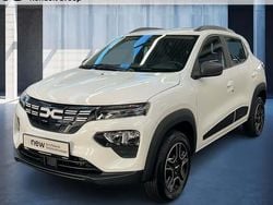 Weiß (polarweiss (weiß)) Gebraucht 2023 Dacia Spring Essentiel Kleinwagen | 11.390 € (Guter Preis)