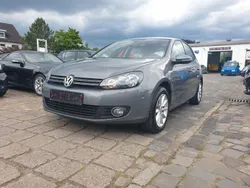 Grau Gebraucht 2011 VW Golf VI Team Limousine | 5.450 € (Fairer Preis)