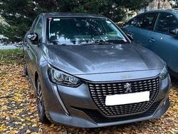 Grau Gebraucht 2023 Peugeot 208 Allure Kleinwagen | 14.980 € (Guter Preis)
