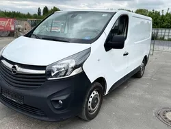 Weiß Gebraucht 2017 Opel Vivaro Van | 11.950 € (Fairer Preis)