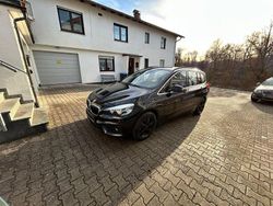 Schwarz Gebraucht 2015 BMW 218 Gran Tourer Van / Kleinbus | 5.700 € (Fairer Preis)