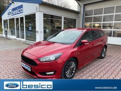 Rot Gebraucht 2017 Ford Focus ST-Line Limousine | 12.980 € (Etwas zu teuer)