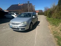 Silber Gebraucht 2004 VW Golf IV Highline Limousine | 899 € (Superpreis)