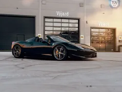 Schwarz Gebraucht 2012 Ferrari 458 Cabrio | 275.000 €