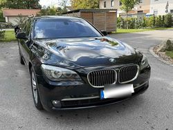 Schwarz Gebraucht 2011 BMW 750 Limousine | 7.999 € (Superpreis)
