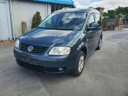 Grün Gebraucht 2009 VW Caddy Style Van / Kleinbus | 4.999 € (Guter Preis)