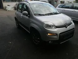 Silber Gebraucht 2014 Fiat Panda 4x4 Kleinwagen | 7.490 € (Fairer Preis)