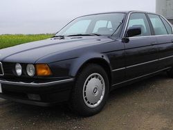 Blau Gebraucht 1987 BMW 735 Limousine | 9.999 €