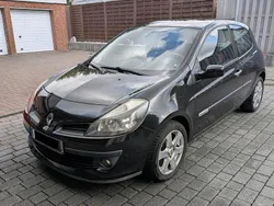 Gebraucht 2007 Renault Clio III Limousine | 850 € (Guter Preis)
