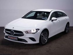 Weiß Gebraucht 2020 Mercedes CLA200 Progressive Kombi | 25.749 € (Guter Preis)