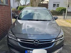 Grau Gebraucht 2017 Opel Astra Business Kombi | 6.000 € (Fairer Preis)