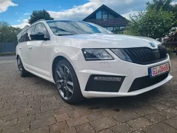Weiß Gebraucht 2019 Skoda Octavia RS Kombi | 17.299 € (Fairer Preis)
