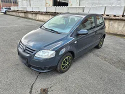 Grau Gebraucht 2010 VW Fox Kleinwagen | 1.000 € (Guter Preis)