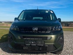 Neu 2025 Peugeot Rifter Allure Van / Kleinbus | 40.927 €