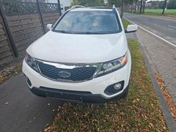 Weiß Gebraucht 2011 Kia Sorento Vision SUV | 9.999 € (Fairer Preis)