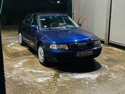 Blau Gebraucht 1996 Audi A4 Limousine | 1.800 €