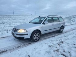 Silber Gebraucht 2002 VW Passat Kombi | 2.200 € (Fairer Preis)