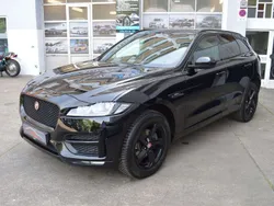Schwarz Gebraucht 2019 Jaguar F-Pace R-Sport SUV | 18.990 €