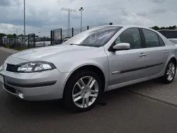 Silber Gebraucht 2006 Renault Laguna II Limousine | 4.699 € (Teuer)