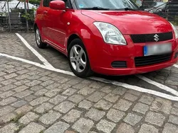 Rot Gebraucht 2005 Suzuki Swift Comfort Limousine | 1.500 € (Fairer Preis)