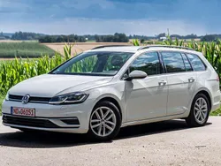 Pure white Gebraucht 2017 VW Golf VII Comfortline Kombi | 11.350 € (Guter Preis)