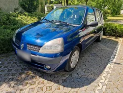 Blau Gebraucht 2003 Renault Clio II Kleinwagen | 850 € (Fairer Preis)