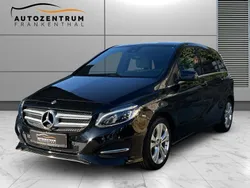 Schwarz Gebraucht 2017 Mercedes B180 Van / Kleinbus | 19.480 € (Fairer Preis)