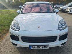 Weiß Gebraucht 2015 Porsche Cayenne SUV | 22.900 € (Fairer Preis)