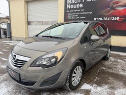 Braun Gebraucht 2011 Opel Meriva Innovation Van / Kleinbus | 3.499 € (Superpreis)