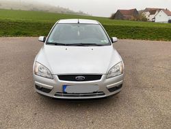 Silber Gebraucht 2007 Ford Focus Kombi | 2.000 € (Fairer Preis)