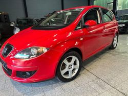 Rot Gebraucht 2004 Seat Altea Comfort Van / Kleinbus | 1.890 € (Guter Preis)