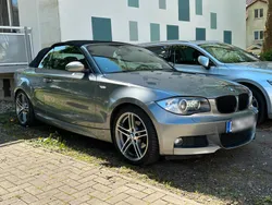 Grau Gebraucht 2009 BMW 118 Cabriolet M Sport Cabrio | 7.000 €
