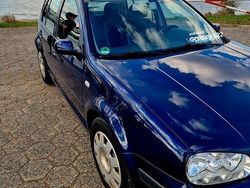 Blau Gebraucht 2001 VW Golf IV Basis Limousine | 1.450 € (Fairer Preis)