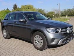 Grau Gebraucht 2022 Mercedes GLC200 Business SUV | 36.200 € (Guter Preis)