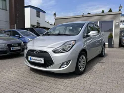 Platinum silver / met Gebraucht 2016 Hyundai ix20 Van / Kleinbus | 5.480 € (Etwas zu teuer)