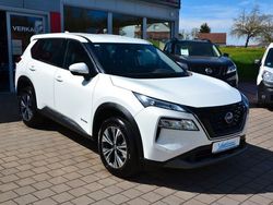 Solid white Gebraucht 2024 Nissan X-Trail Acenta SUV | 36.990 € (Fairer Preis)
