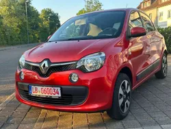Feuerrot Gebraucht 2016 Renault Twingo Experience Kleinwagen | 5.900 € (Fairer Preis)