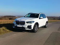 Weiß Gebraucht 2019 BMW X5 xLine SUV | 40.850 € (Guter Preis)